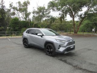 2020  Toyota RAV4 Cruiser SUV (Silver Sky) Pre-Owned Car Thumbnail